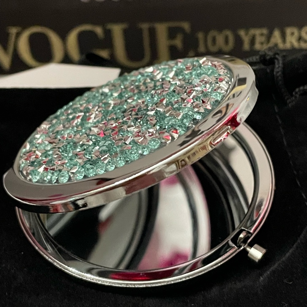 Sparkling silver iced mint green crystal double compact mirror new in pouch - Picture 2 of 3